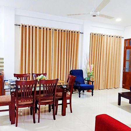 Saru Holiday Apartment - Up To 6 Guests Kandy Zewnętrze zdjęcie