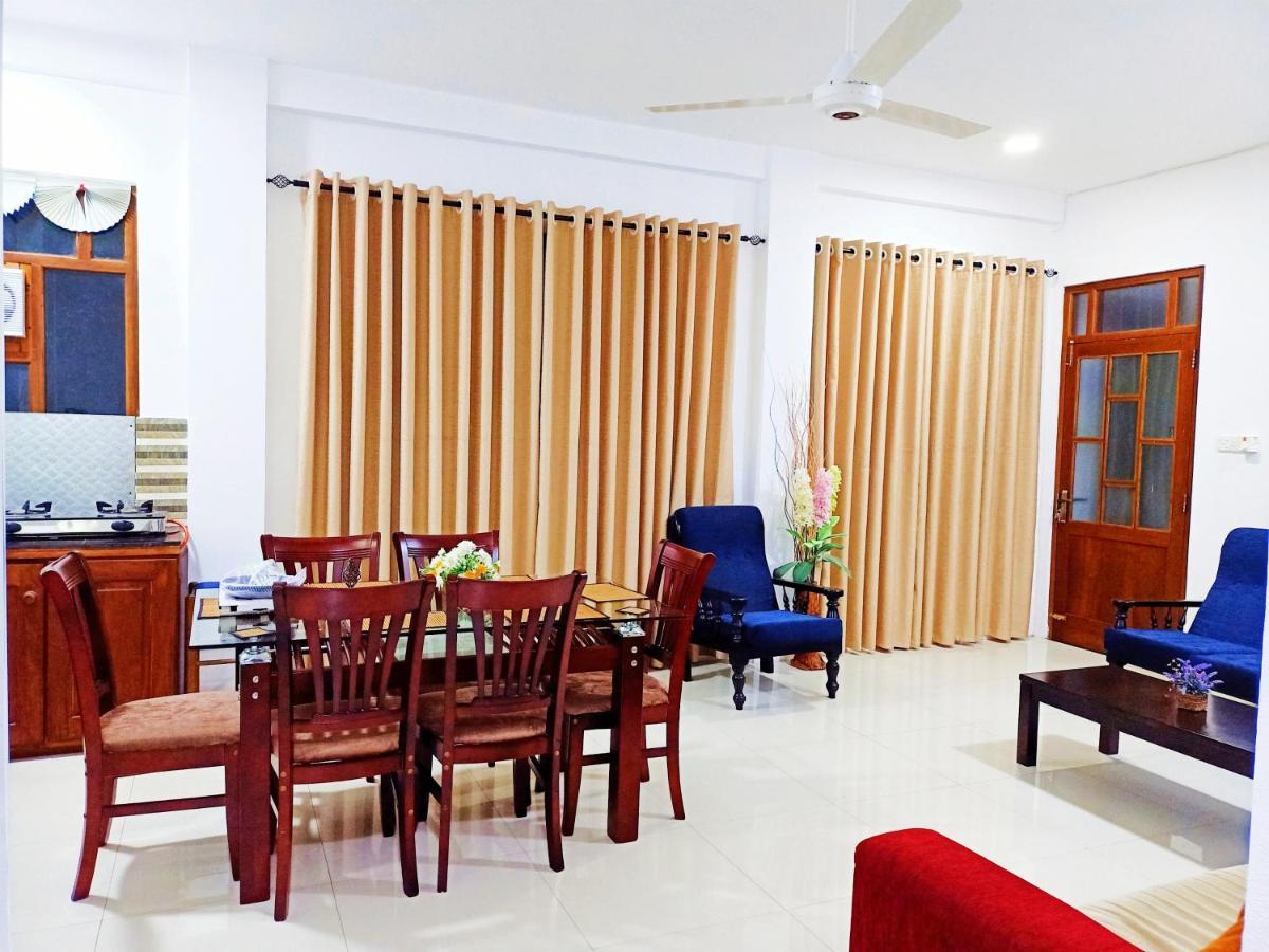 Saru Holiday Apartment - Up To 6 Guests Kandy Zewnętrze zdjęcie