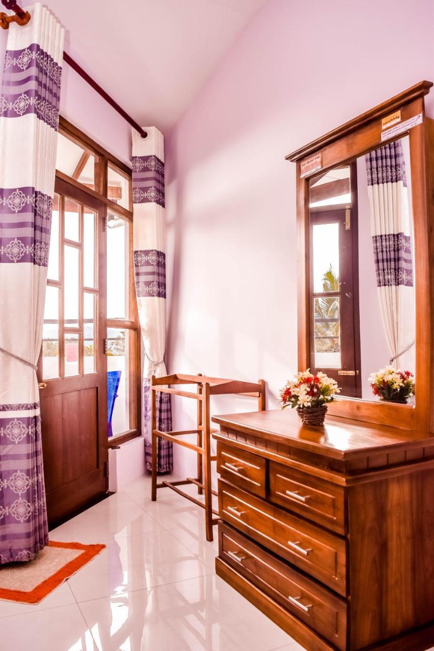 Saru Holiday Apartment - Up To 6 Guests Kandy Zewnętrze zdjęcie